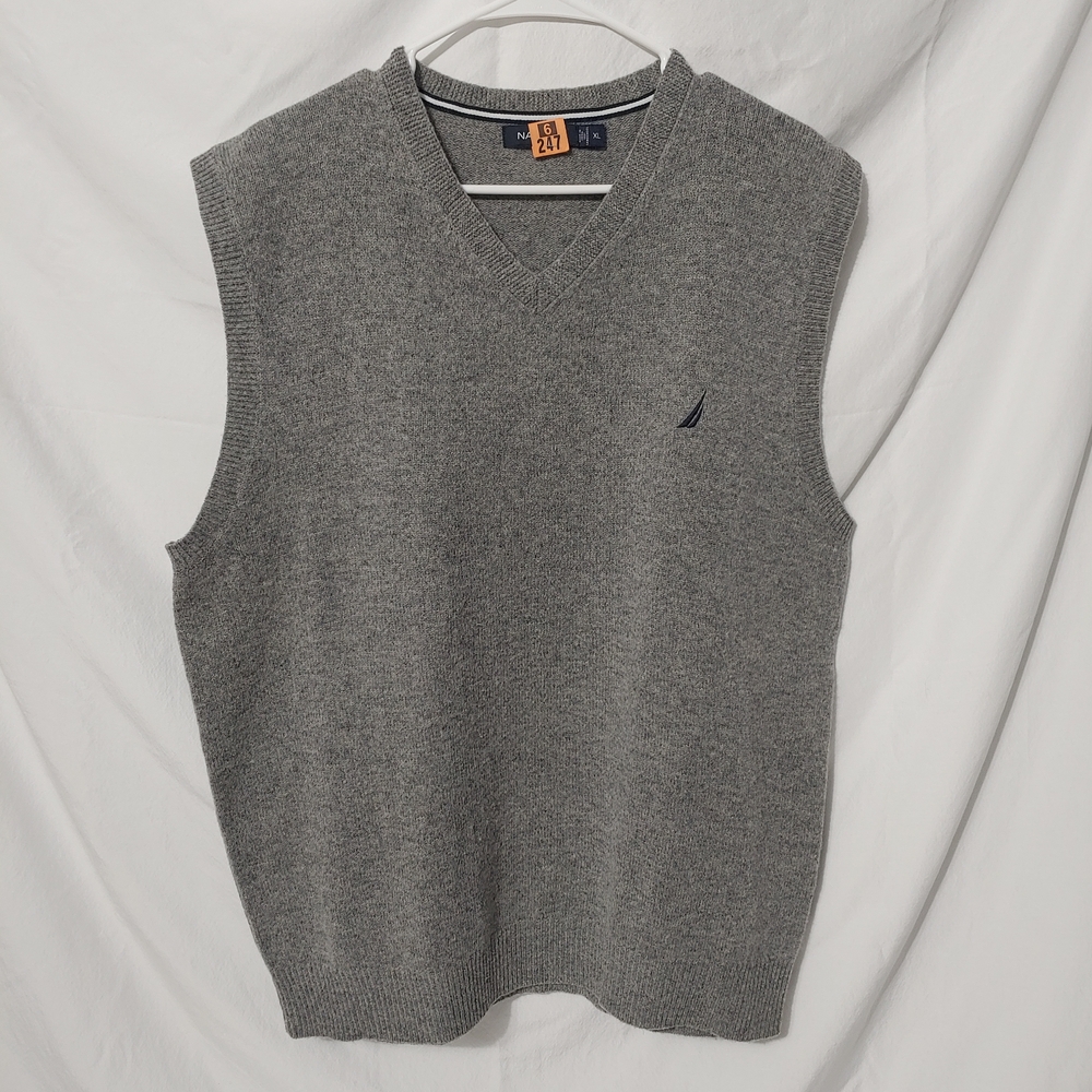 Great Cond. Nautica Classic Golf V Neck Gray Sweater 100% Lambswool Men's XL
